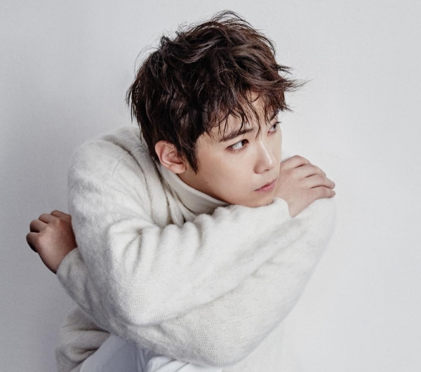 Hongki thường bị mọi người lầm tưởng là trưởng nhóm
