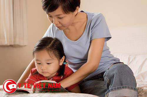Học mẹ Nhật trong việc nuôi dạy con đúng cách