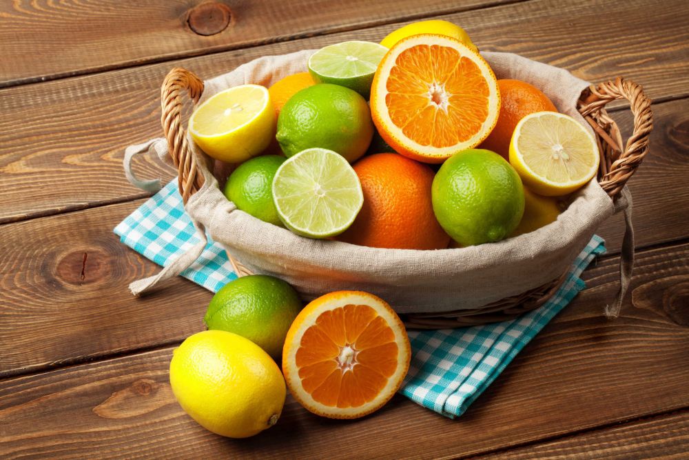 Người bị sốt xuất huyết nên ăn hoa quả gì chứa nhiều vitamin C