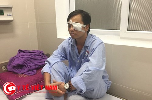 Bác sĩ Bệnh viện Hữu Nghị Việt Nam – Cu ba bị người nhà đánh rách mắt