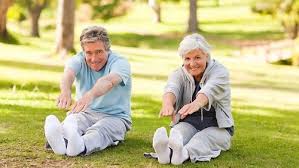 Một chế độ luyện tập phù hợp giúp cho người cao tuổi giảm tình trạng táo bón