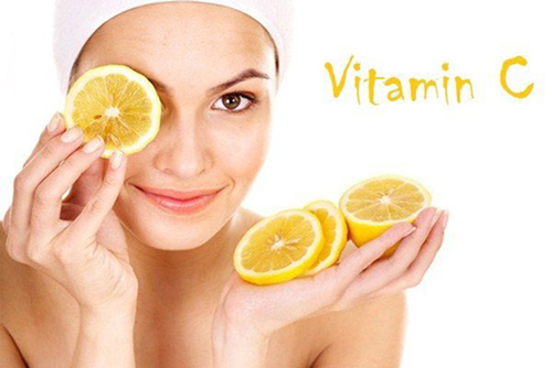 Bổ sung vitamin C cho da là điều cần thiết