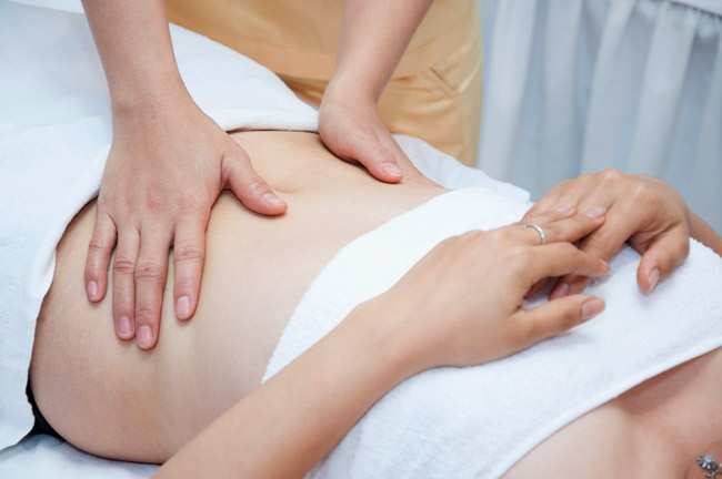 Massage bụng sai cách khiến da bụng bạn bị chảy xệ