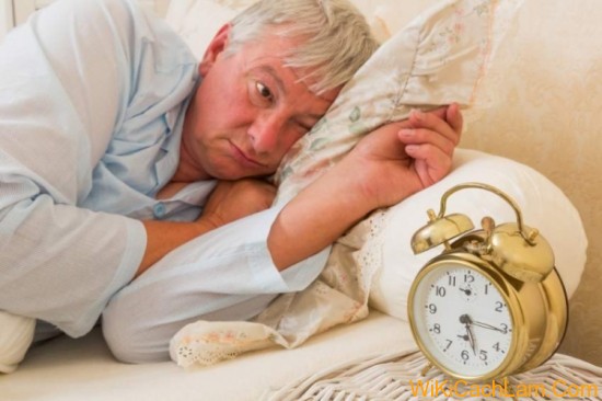Người cao tuổi nên ngủ trưa ngắn để có thể ngủ vào buổi tối sâu và ngon giấc hơn
