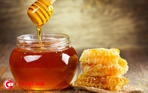 Mật ong giúp dưỡng da mềm mịn tự nhiên