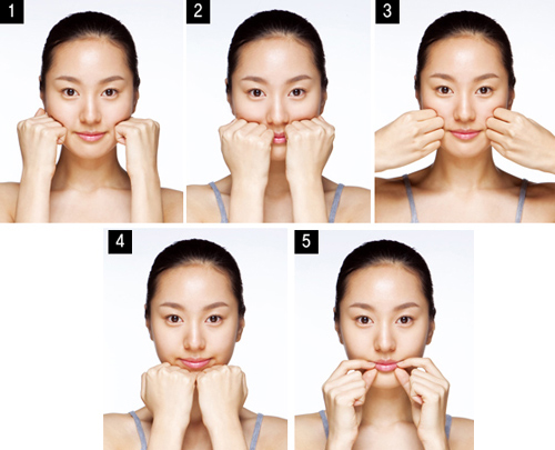 Học cách massage mặt của người Nhật phụ nữ 40 trẻ đẹp như gái 20