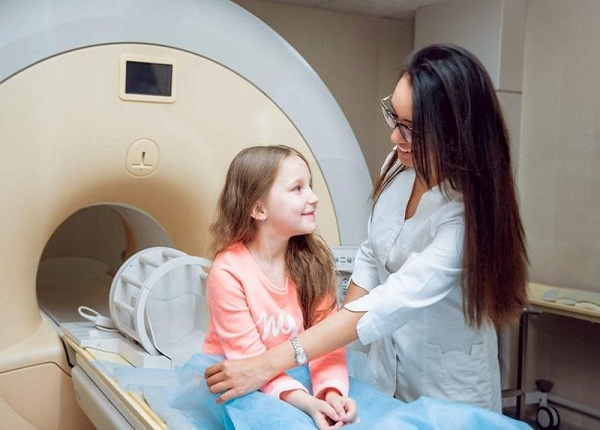 Những điều cần biết khi chụp MRI não cho trẻ