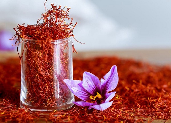 Sự nguy hiểm của việc lạm dụng saffron - nhụy hoa nghệ tây bạn cần biết!