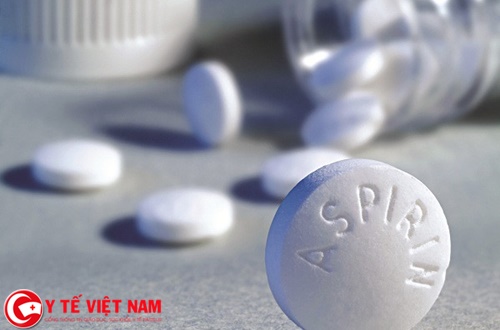 Dược sĩ tư vấn về cách dùng thuốc Aspirin